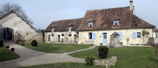 Grange, étable et logis