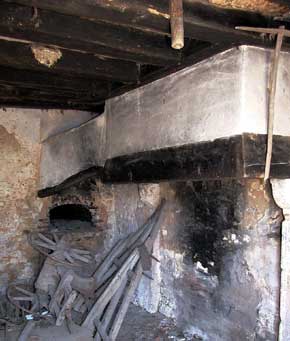 Cheminée et four à pain