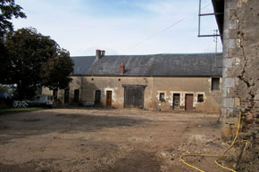 Logis, grange et étable