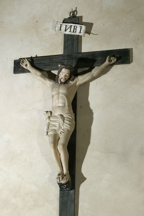 Statue de Christ en croix