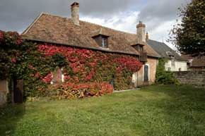 Logis, façade sur cour