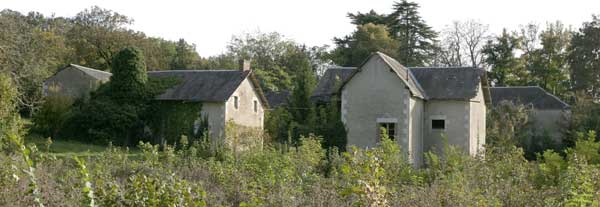 Château de Couët, les communs