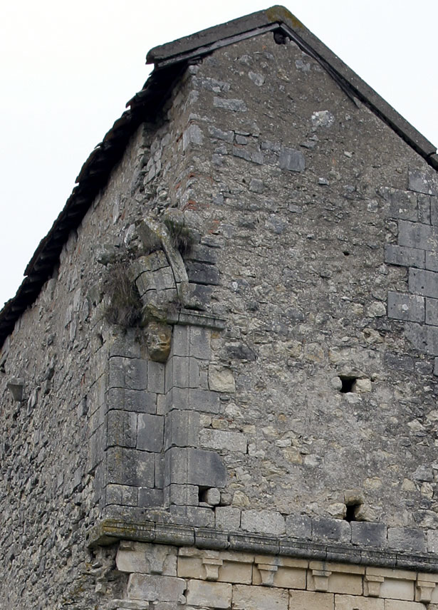 Vestige de la chapelle, pan de mur sud