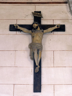 Statue de Christ en croix