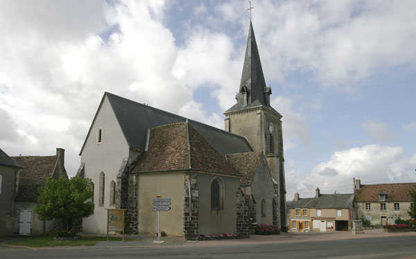 Vue d'ensemble : chevet et façade nord